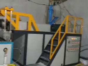 溫州纏繞膜機專業(yè)制造商利盛機械